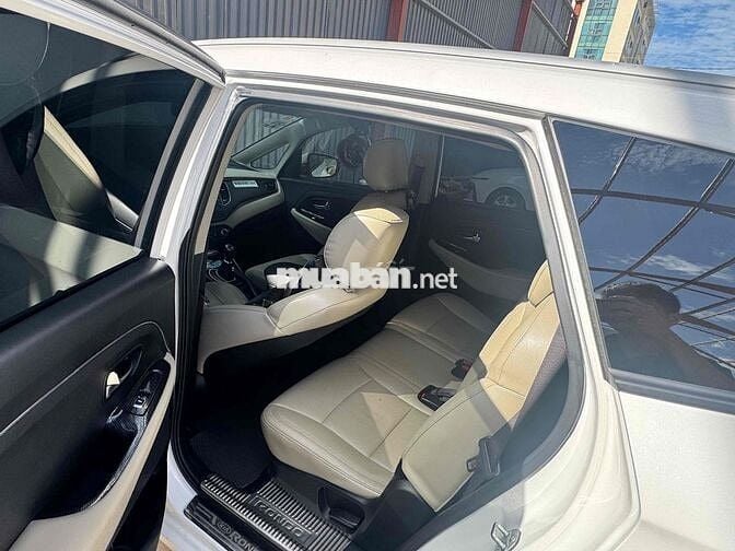 Kia Rondo Trắng số sàn 123113 km