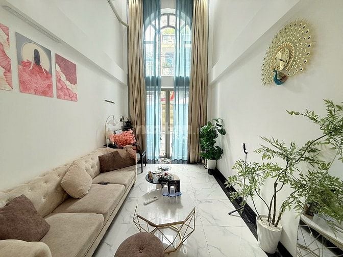 Nhà mới, mặt tiền Cô Giang,5 Tầng,3PN,thích hợp để ở hoặc KD tốt
