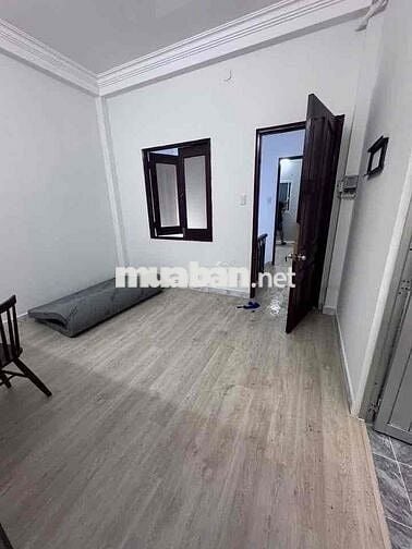 Cho thuê nhà Mới, Hẻm xe tải - Trệt 2 lầu, Trần Quang Diệu Q3