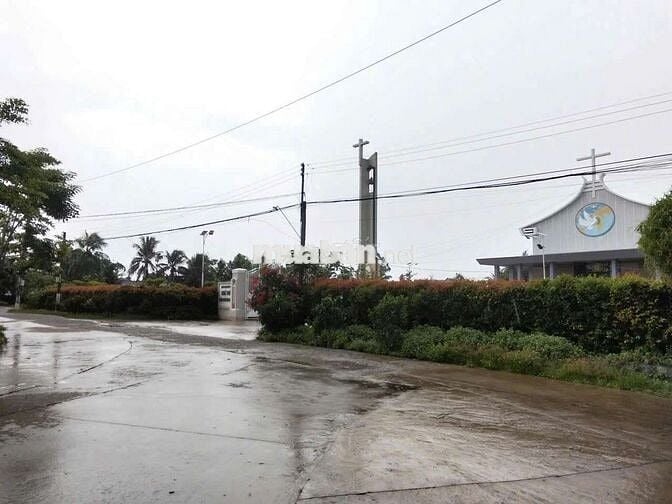 Đất tiêm năng xẻ lộ, làm đường