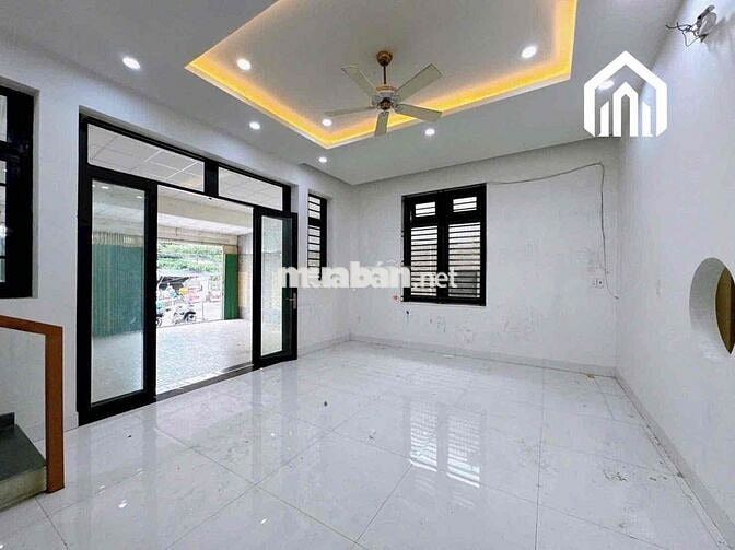 Cho Thuê Nhà mặt Tiền Xuân Thới Đông Hóc Môn