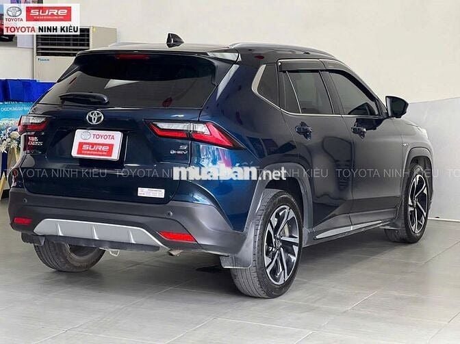 Toyota Yaris Cross HEV 2025 Xanh đen 44.000 km