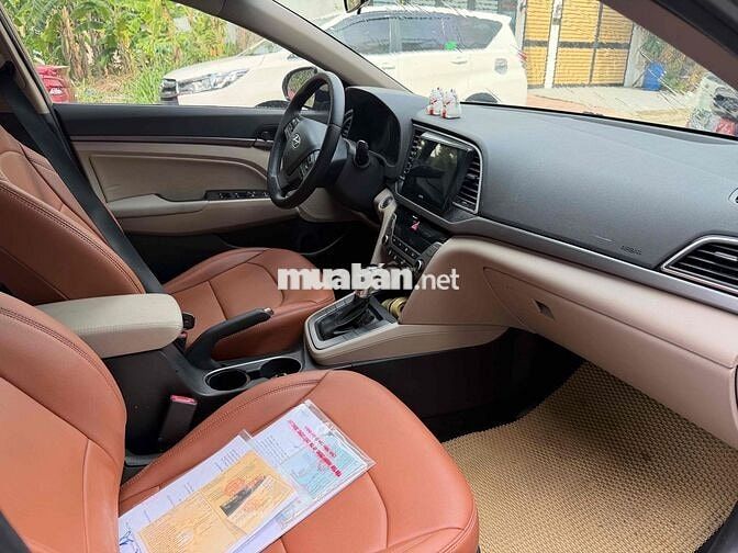 Hyundai Elantra 2018