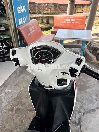 Honda Vision Fi khoá Smakey (trả góp)