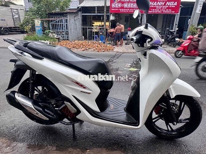 Honda SH 2023 Trắng