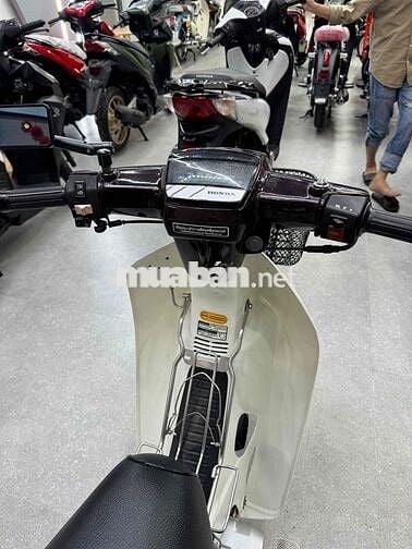 Honda Dream Thái nguyên bản Hồ sơ cầm tay sẵn