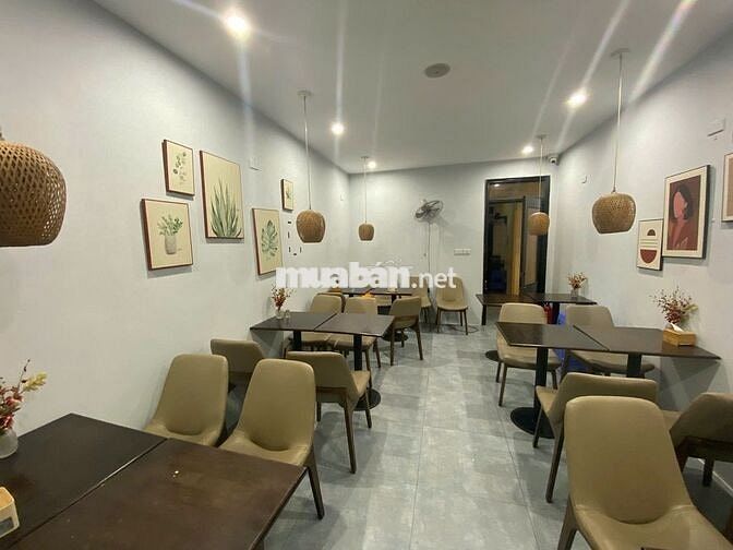 sang nhượng nhà hàng full đồ 4 tầng Mai Hắc Đế - 180tr