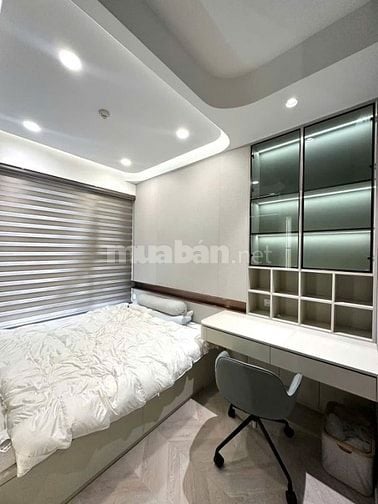 CH ngay Trường Sơn, 49m2 giá 2 tỷ, SHR, full NT, có vay bank tới 70%