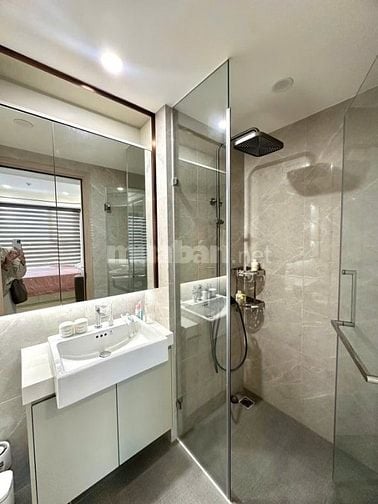 CH ngay Trường Sơn, 49m2 giá 2 tỷ, SHR, full NT, có vay bank tới 70%