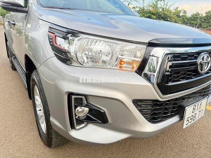 TOYOTA Hilux E 2019 AT 4X2 bao chất