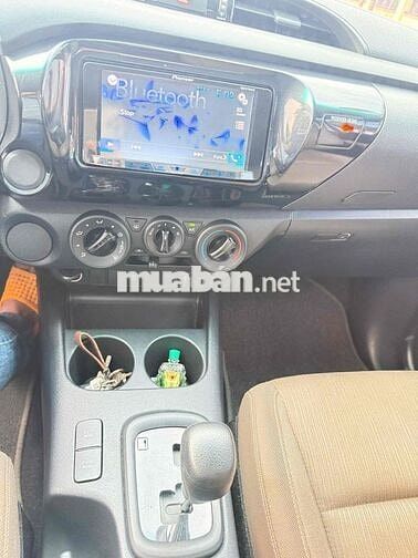 TOYOTA Hilux E 2019 AT 4X2 bao chất