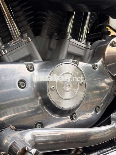 Harley-Davidson Superlow883 2019 Twisted Cherry