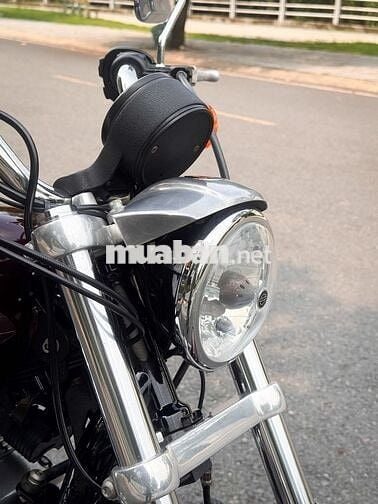 Harley-Davidson Superlow883 2019 Twisted Cherry