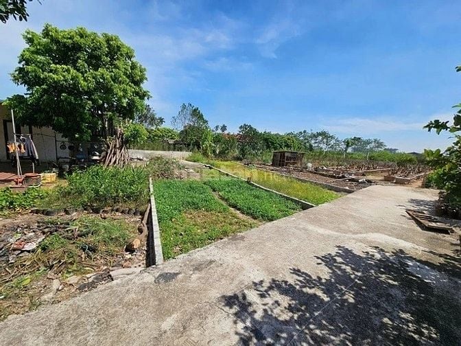 RA NGAY LÔ ĐẤT Đ. 30 THÁNG 4, THỦ DẦU MỘT 150m2, SỔ HỒNG RIÊNG