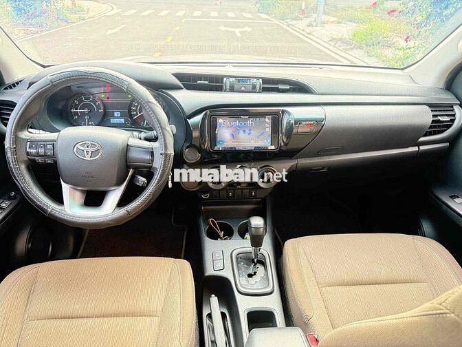 TOYOTA Hilux E 2019 AT 4X2 bao chất