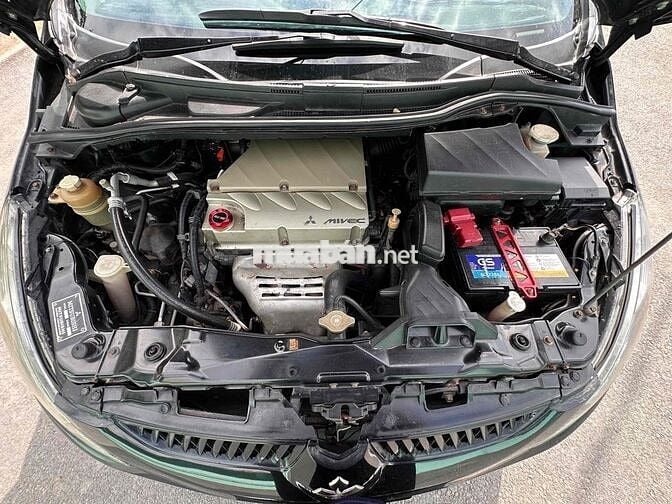 Mitsubishi Grandis 2005 Đen 7 chỗ