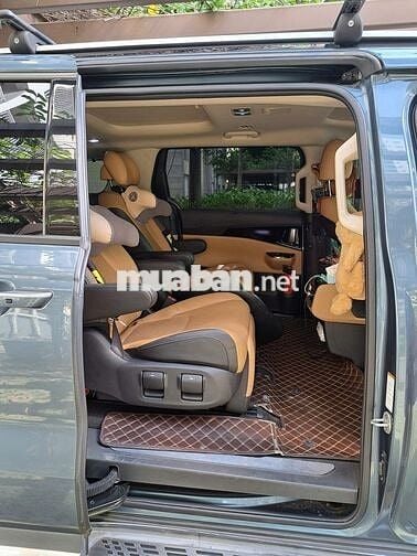 Kia Carnival Signature 2.2D 2021 Xanh ngọc