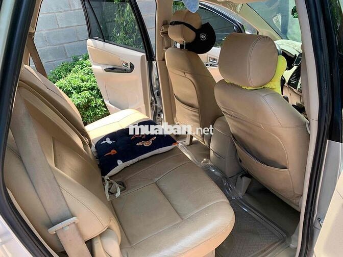 Toyota Innova G 2006 Bạc