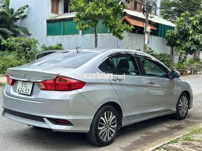 Honda City Top 2018 Bạc 7 vạn km