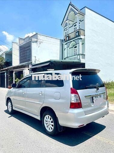 Toyota Innova G AT 2012 Tự động Bạc 89.000 km