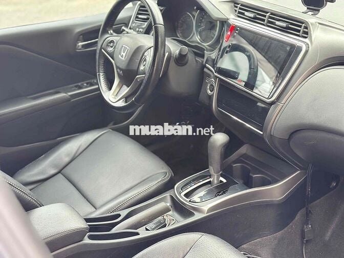 Honda City Top 2018 Bạc 7 vạn km