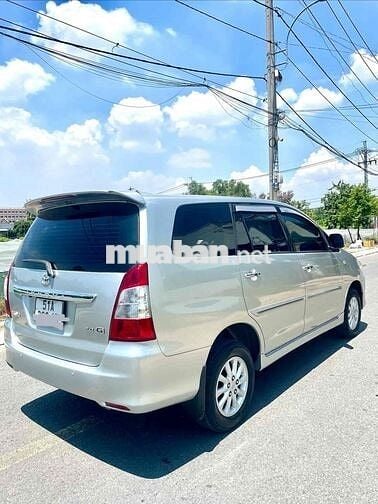 Toyota Innova G AT 2012 Tự động Bạc 89.000 km