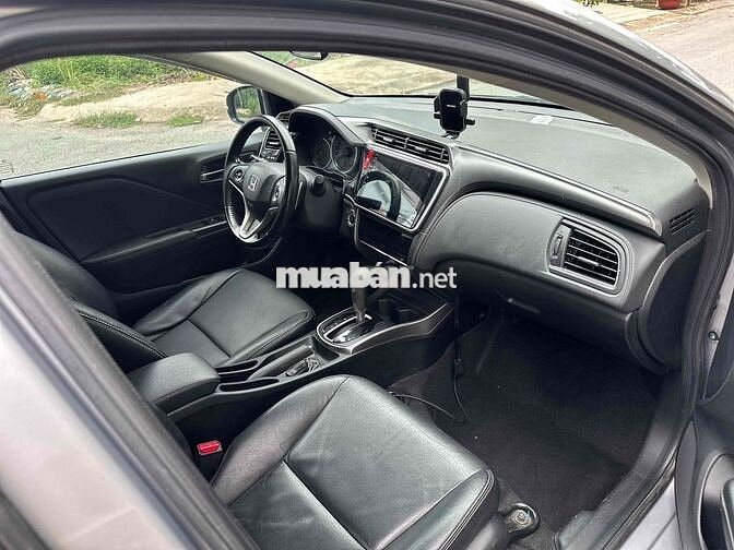 Honda City Top 2018 Bạc 7 vạn km