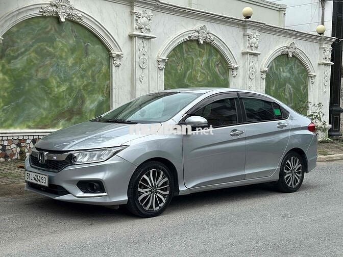Honda City Top 2018 Bạc 7 vạn km