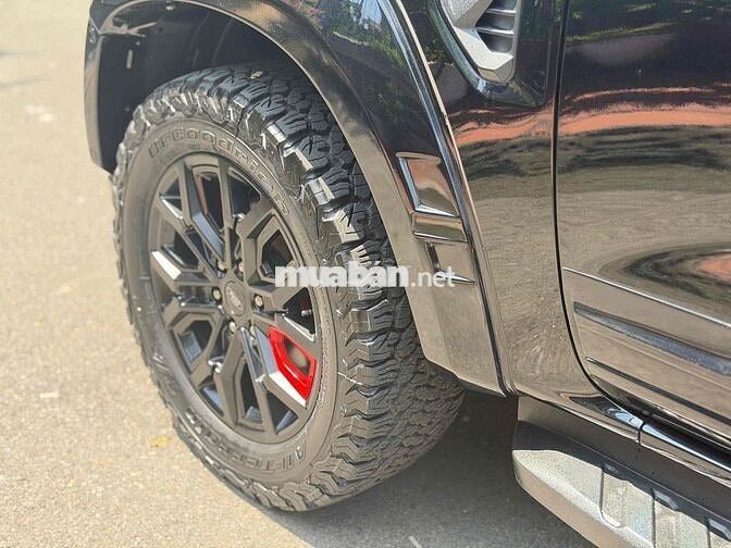 Ford Ranger Stormtrak 2024 Lướt 22.000km