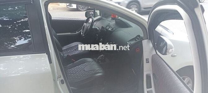 Toyota Yaris 2007 Trắng 5 chỗ Full nội thất