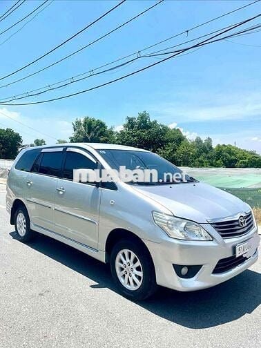 Toyota Innova G AT 2012 Tự động Bạc 89.000 km