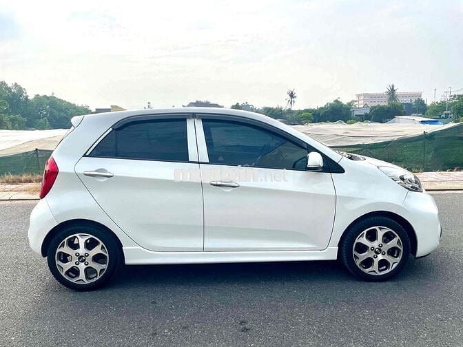 KIA Morning SI 2016 Số sàn 74 ngàn km Trắng