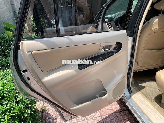 Toyota Innova G 2006 Bạc