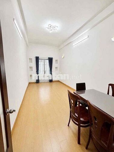 Nguyễn Kiệm - Bình Thạnh 4 Tầng Hẻm Xe Hơi Đậu Ngày Đêm