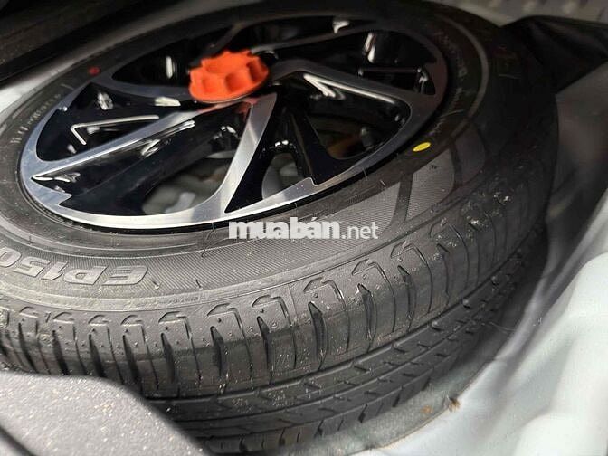 5 Chỗ, Tự động.  VIOS 1.5E CVT 2022 Trắng. Có Bank