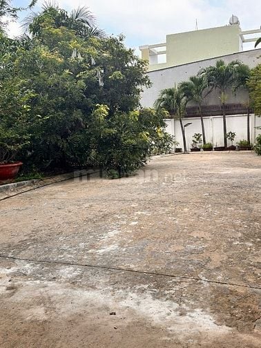 CHO THUÊ BIỆT THỰ SÂN VƯỜN QUẬN 12