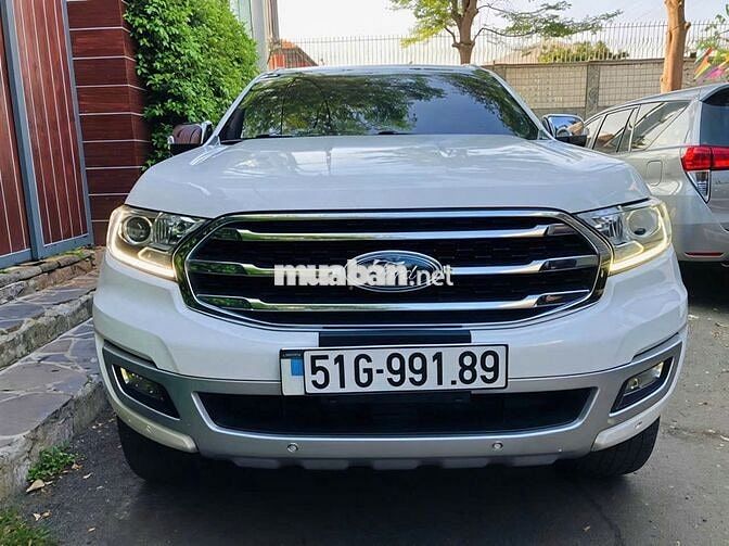 Ford Everest nhập bản Titanium full 2 cầu sx 2019