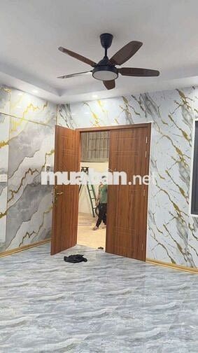 Nhà liền kề mới gần chợ Phú Mỹ, đầ đủ nội thất mới giá 5.5 triệu/tháng