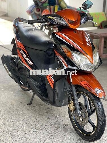 Yamaha Luvias 2013 Cam đen