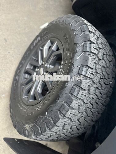 FORD RAPTOR 2025 MÁU DẦU, BÁN ĐỂ ĐỔI MÁY XĂNG 3.0