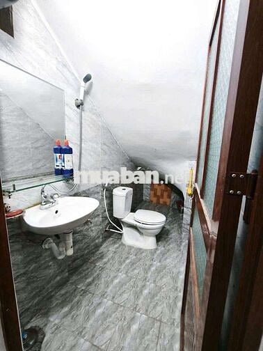 ⚡ CHỐT NHANH! NHÀ NGÔ GIA TỰ FULL NỘI THẤT - 2P NGỦ-GIÁ CỰC TỐT 6,5 TR