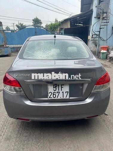 Mitsubishi Attrage 2016 Xám 5 chỗ