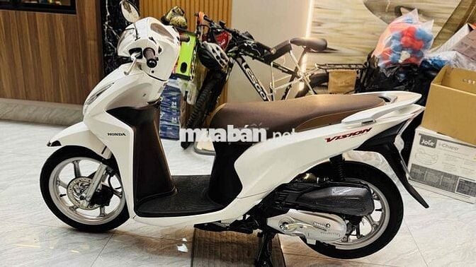 Honda Vision mẫu mới nguyên zin - BSTP 234567