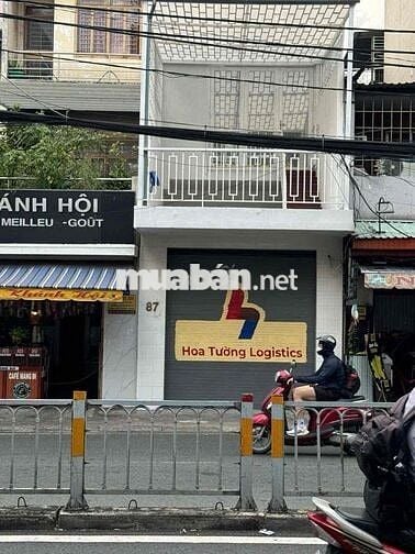 bán nhà mặt tiền đường Nguyễn Tất Thành f13 Q4 tpHCM