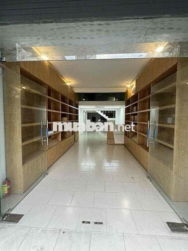 bán nhà mặt tiền đường Nguyễn Tất Thành f13 Q4 tpHCM