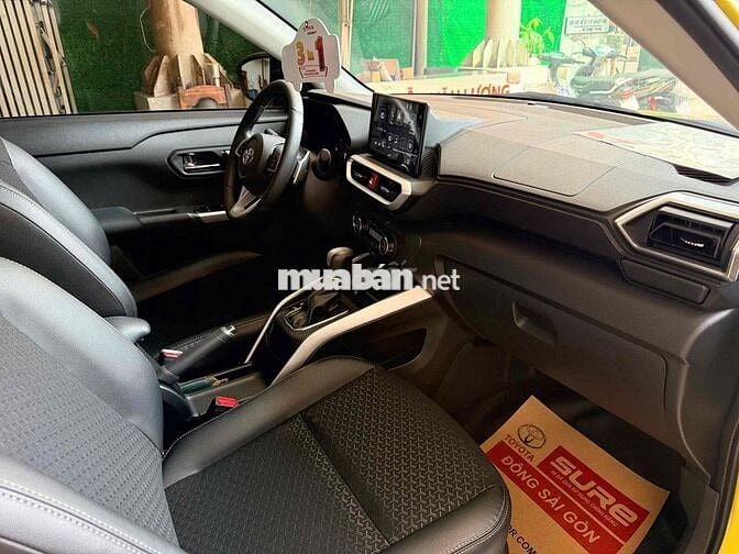 5 Chỗ, Nhập Indo— RAIZE 2024 1.0TURBO Vàng nóc đen