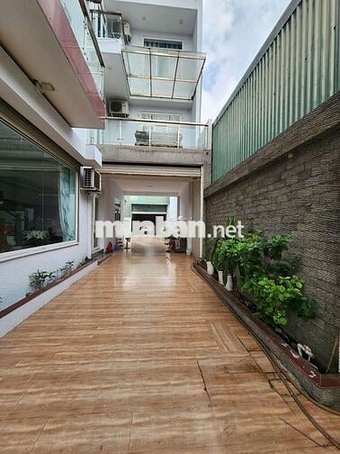CHO THUÊ NHÀ BIỆT THỰ MẶT TIỀN ĐƯỜNG DT 743B TX TÂN UYÊN BÌNH DƯƠNG CỦ