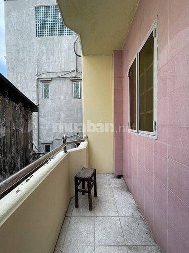 Bán nhà đường Nguyễn Thời Trung Q.5 - Ngay cầu Nguyễn Tri Phương