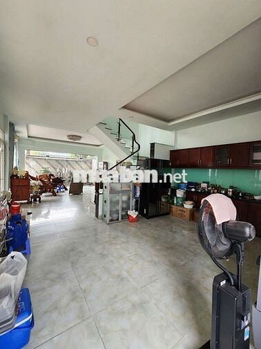 CHO THUÊ NHÀ BIỆT THỰ MẶT TIỀN ĐƯỜNG DT 743B TX TÂN UYÊN BÌNH DƯƠNG CỦ