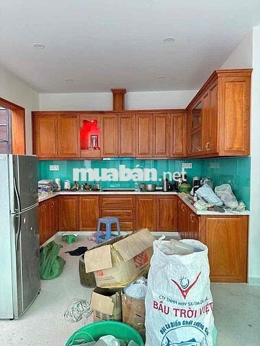 💥BIỆT THỰ NGAY KHU 4 XÃ [ 10 x 30 ] 2 TẦNG (3PN,4WC) FUL NỘI THẤT💥
